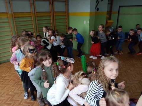 Balik karnawałowy w „małej szkole”.