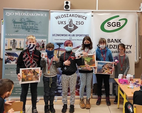 Turniej klasyfikacyjny dla najmłodszych  z okazji Świąt Bożego Narodzenia.