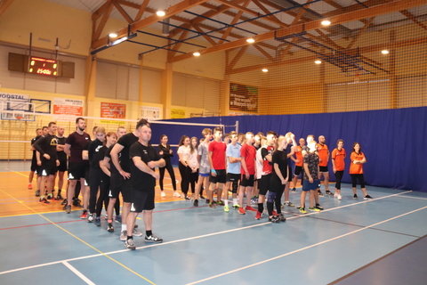 Żołnierze kontra Szkoła