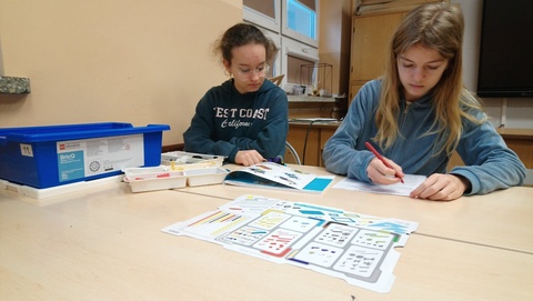 Fizyka z klockami Lego Education w 8b