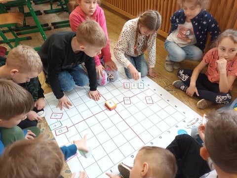 Matematyka z robotami