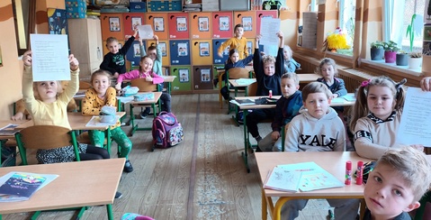 Pierwszaki planują wycieczkę.