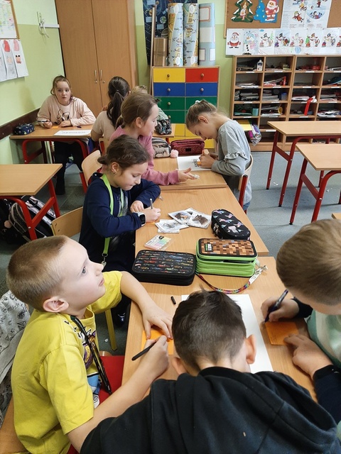 Program APTECZKA PIERWSZEJ POMOCY EMOCJONALNEJ w 3c.