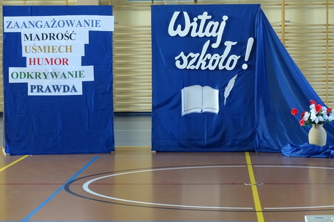 Rozpoczęcie roku szkolnego w LO i BS.