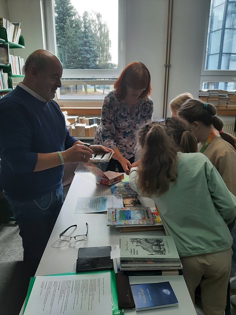 Spotkanie z poetą Gabrielem Roszakiem