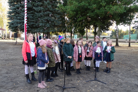 Apel z okazji Święta Niepodległości.