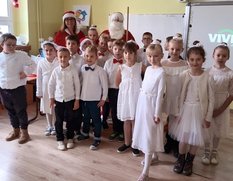 Świąteczne spotkanie klasa 2 b