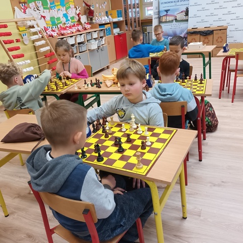 Grand Prix Zima - Turniej szachów szybkich dla  klas 2
