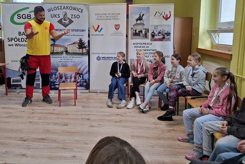 Spotkanie z ratownikiem klasy 3b