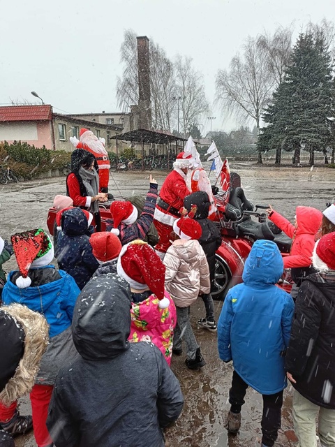 Mikołajki w klasach pierwszych