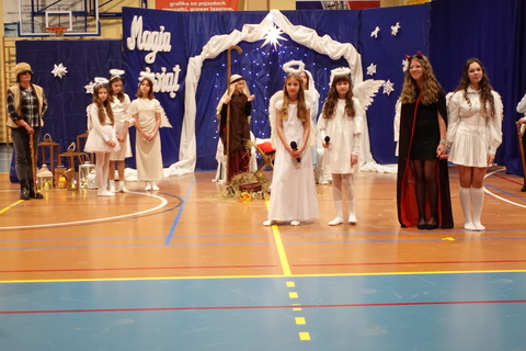 Jasełka klasy 4 - 8, lo i sp